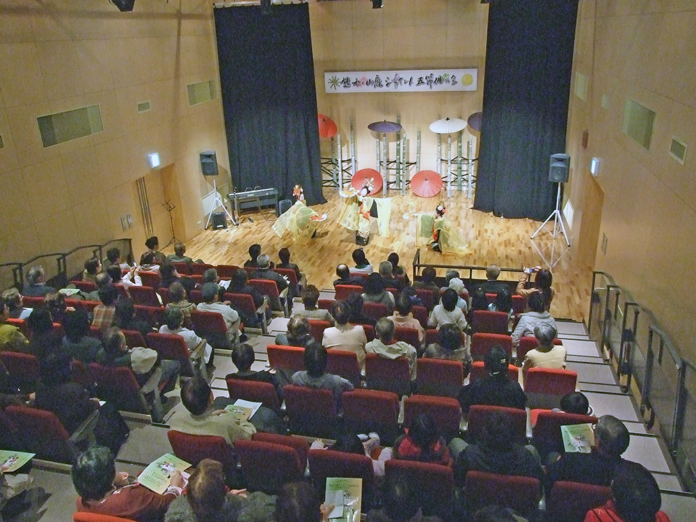 八千代座交流館のホール催事の写真